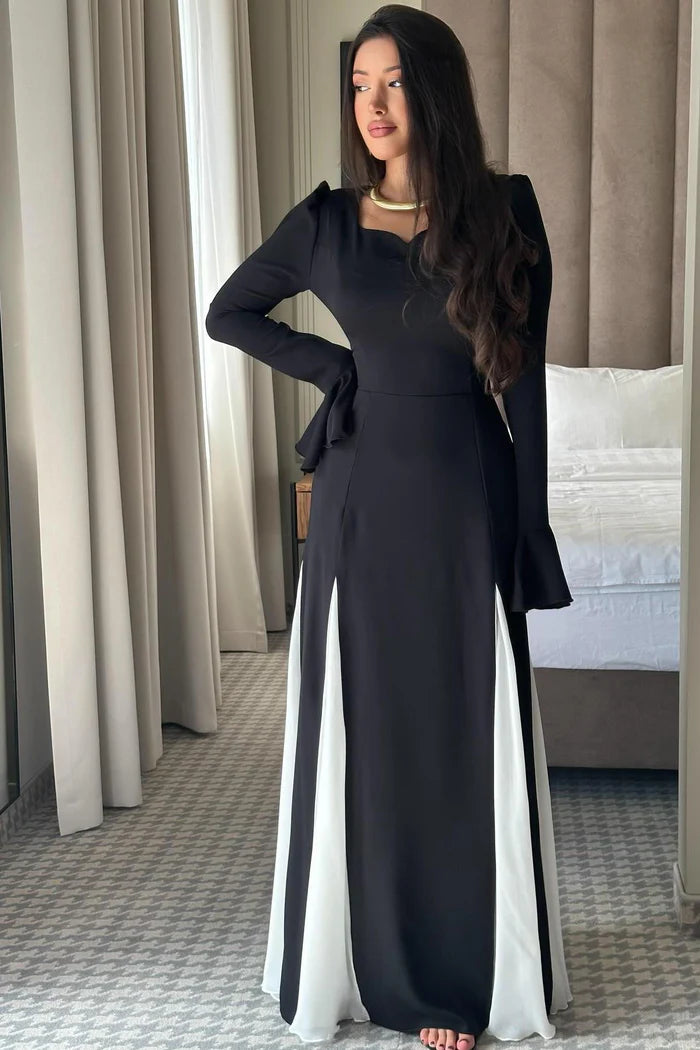 Contrast Flared Sleeves Dress